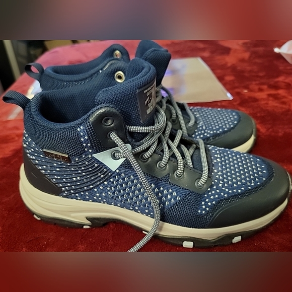 Women's Sketchers Boots Size 9 - Picture 4 of 5